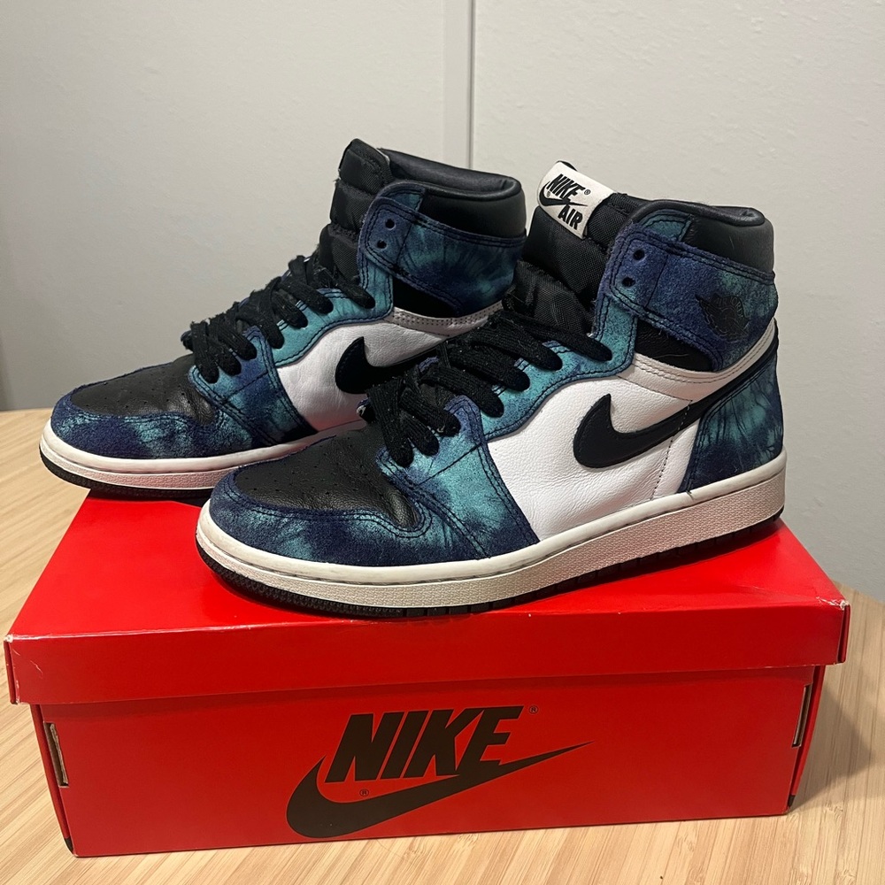Nike Air Jordan Retro 1